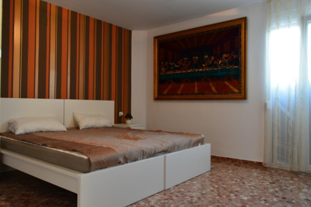 Arena'S Apartament Βαλένθια Εξωτερικό φωτογραφία